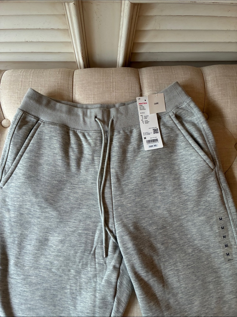 Uniqlo Light Gray Fleece-Lined Sweatpants